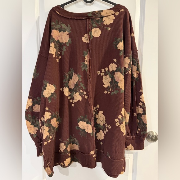 Torrid Cotton Crew Long Sleeve Tee Sweater - Picture 4 of 9